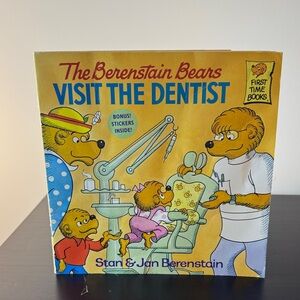 The Berenstain Bears Visit the Dentist Book, paperback